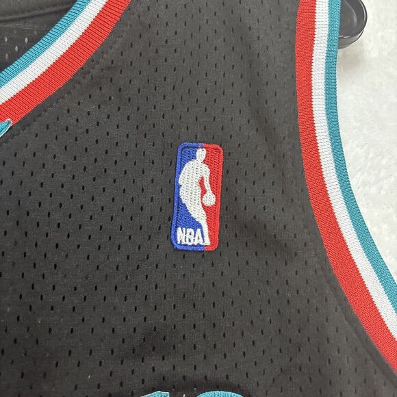 Mitchell & Ness NBA Swingman Jersey Grizzlies 2001 Pau Gasol Black size Medium - Picture 4 of 10